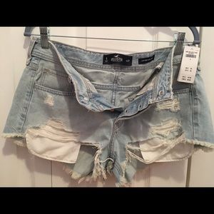 Hollister shorts size 5 / 27